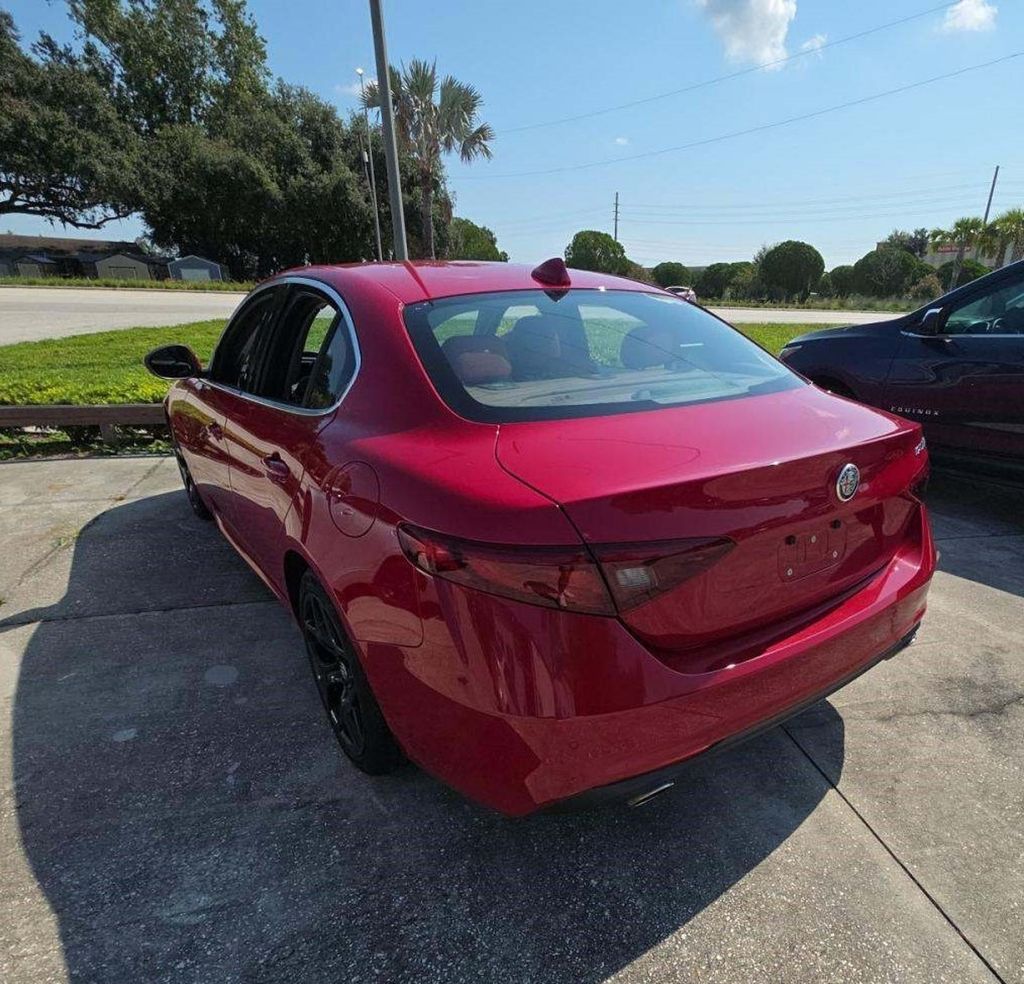 2019 Alfa Romeo Giulia RWD Clean Carfax Florida Car - 23074342 - 1