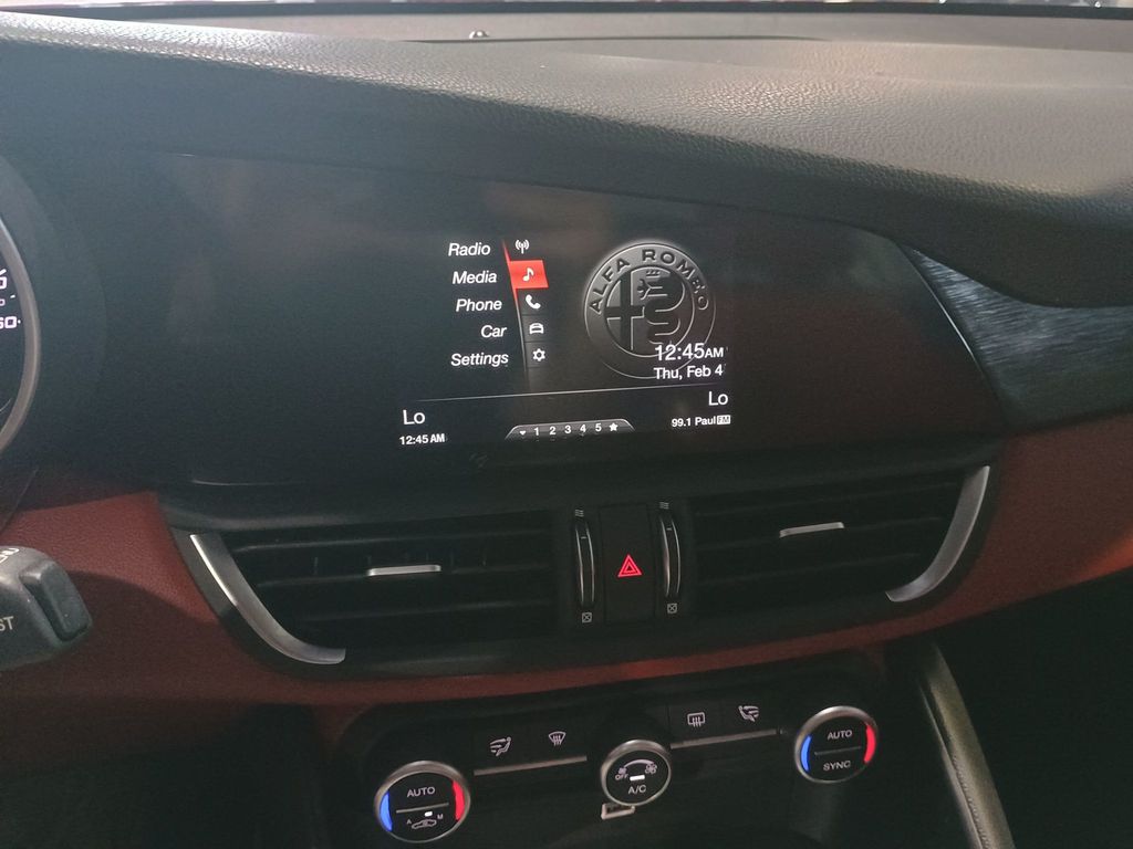 2019 Alfa Romeo Giulia RWD Clean Carfax Florida Car - 23074342 - 26