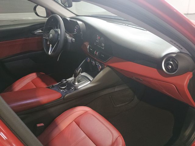 2019 Alfa Romeo Giulia RWD Clean Carfax Florida Car - 23074342 - 33