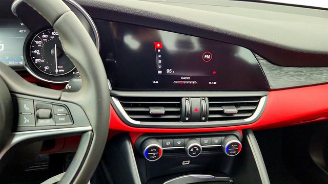 2019 Alfa Romeo Giulia Sport RWD - 22999396 - 17