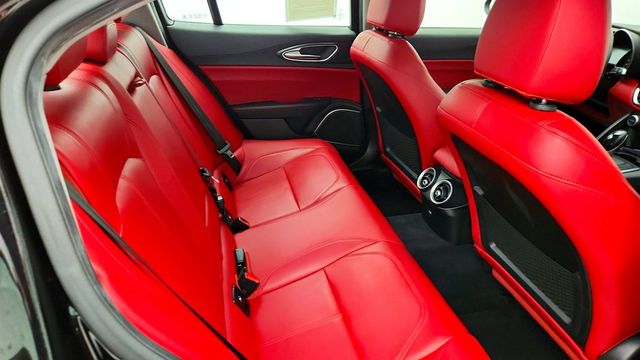 2019 Alfa Romeo Giulia Sport RWD - 22999396 - 22