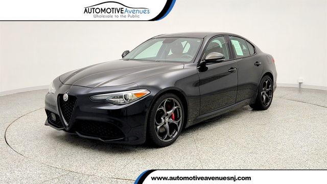 2019 Alfa Romeo Giulia Sport w/ Dual Pane Sunroof, Black/Red Leather & Sport Fascias - 22999396 - 0