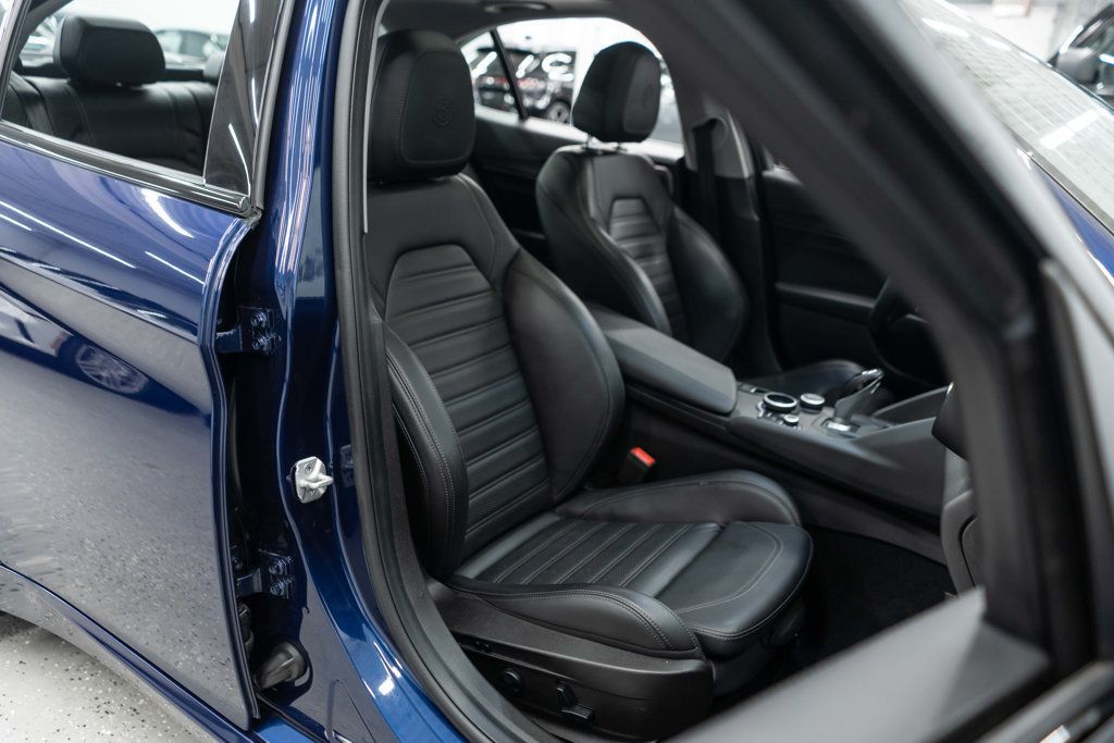 2019 Alfa Romeo Giulia Ti Sport photo 11