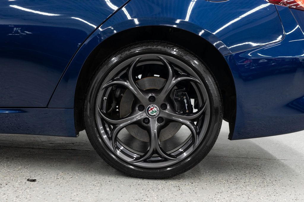 2019 Alfa Romeo Giulia Ti Sport photo 33