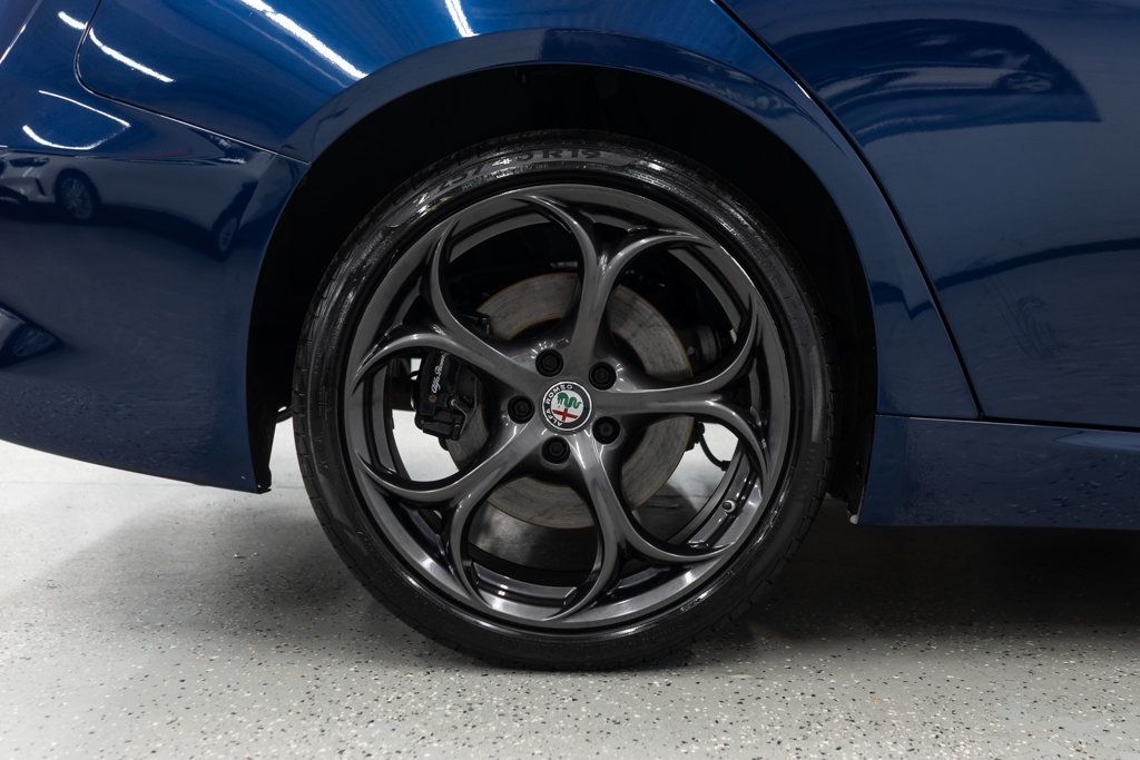 2019 Alfa Romeo Giulia Ti Sport photo 34