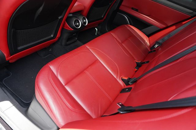 2019 Alfa Romeo Stelvio  - 23035657 - 13