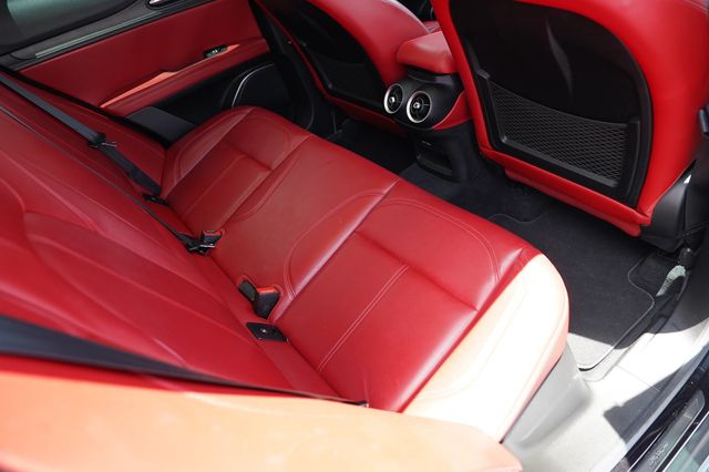 2019 Alfa Romeo Stelvio  - 23035657 - 15