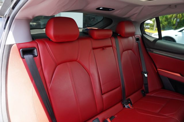 2019 Alfa Romeo Stelvio  - 23035657 - 17