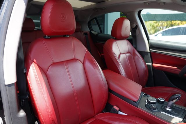 2019 Alfa Romeo Stelvio  - 23035657 - 19
