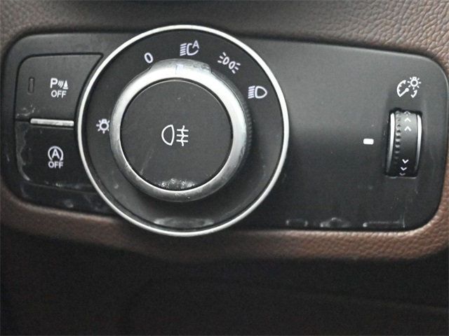 2019 Alfa Romeo Stelvio AWD - 22948925 - 31