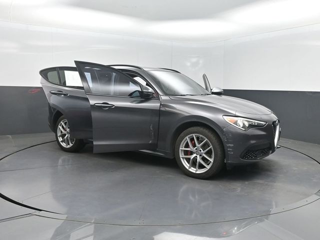 2019 Alfa Romeo Stelvio AWD - 23036709 - 35