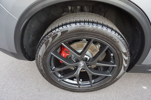2019 Alfa Romeo Stelvio LOW MILES, PREMIUM WHEELS, RED INTERIOR, BACKUP CAMERA - 23073210 - 13