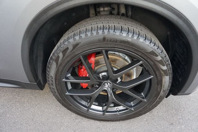 2019 Alfa Romeo Stelvio LOW MILES, PREMIUM WHEELS, RED INTERIOR, BACKUP CAMERA - 23073210 - 14