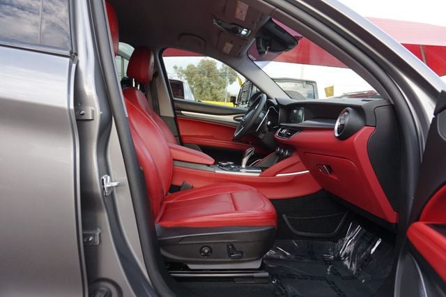 2019 Alfa Romeo Stelvio LOW MILES, PREMIUM WHEELS, RED INTERIOR, BACKUP CAMERA - 23073210 - 19