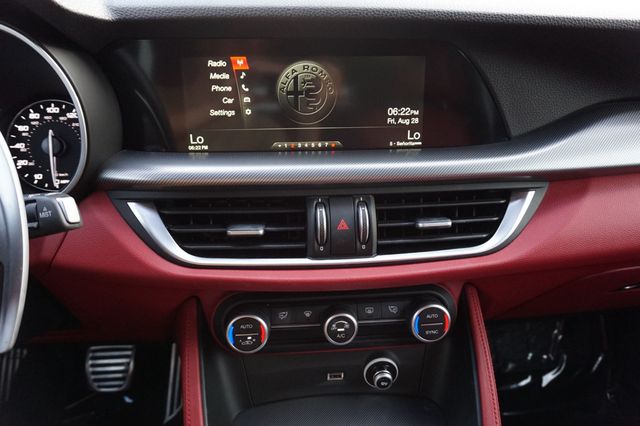 2019 Alfa Romeo Stelvio LOW MILES, PREMIUM WHEELS, RED INTERIOR, BACKUP CAMERA - 23073210 - 29