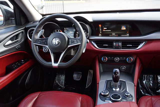 2019 Alfa Romeo Stelvio LOW MILES, PREMIUM WHEELS, RED INTERIOR, BACKUP CAMERA - 23073210 - 41