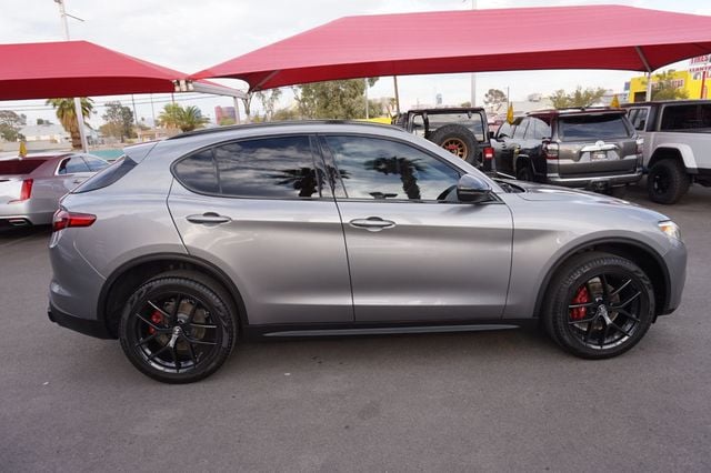 2019 Alfa Romeo Stelvio LOW MILES, PREMIUM WHEELS, RED INTERIOR, BACKUP CAMERA - 23073210 - 4