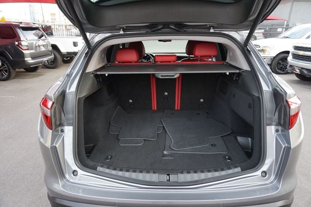 2019 Alfa Romeo Stelvio LOW MILES, PREMIUM WHEELS, RED INTERIOR, BACKUP CAMERA - 23073210 - 7