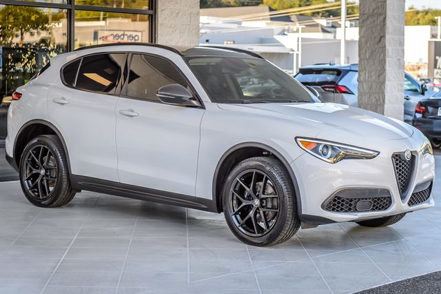 2019 Alfa Romeo Stelvio STELVIO AWD - PANO ROOF - NAV - BLUETOOTH - MUST SEE - 23099019 - 3