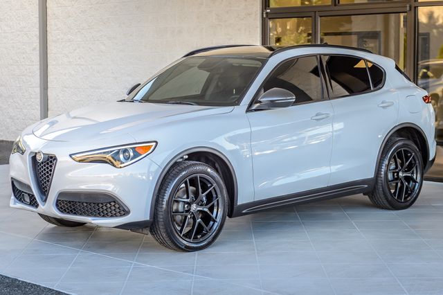 2019 Alfa Romeo Stelvio STELVIO AWD - PANO ROOF - NAV - BLUETOOTH - MUST SEE - 23099019 - 5