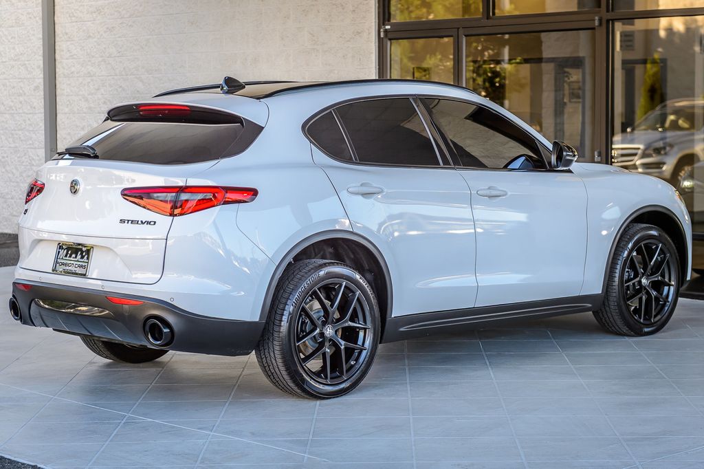 2019 Alfa Romeo Stelvio STELVIO AWD - PANO ROOF - NAV - BLUETOOTH - MUST SEE - 23099019 - 8