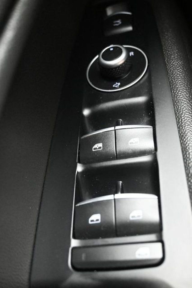 2019 Alfa Romeo Stelvio Ti - 23004786 - 29