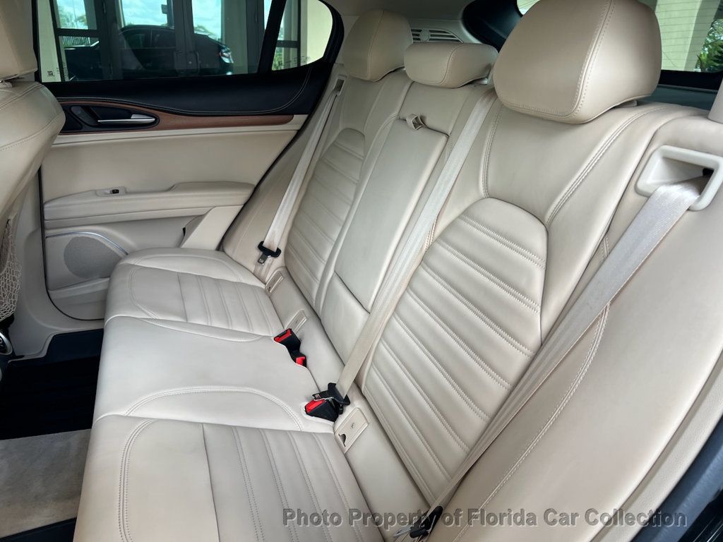 2019 Alfa Romeo Stelvio Ti Lusso Q4 AWD - 22721841 - 9