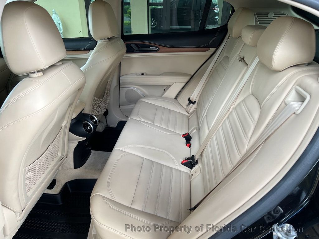2019 Alfa Romeo Stelvio Ti Lusso Q4 AWD - 22721841 - 38
