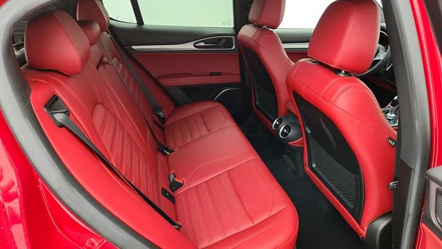 2019 Alfa Romeo Stelvio Ti Sport AWD - 22944199 - 22