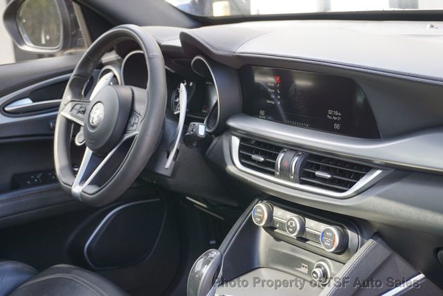 2019 Alfa Romeo Stelvio Ti Sport AWD - 23017197 - 13