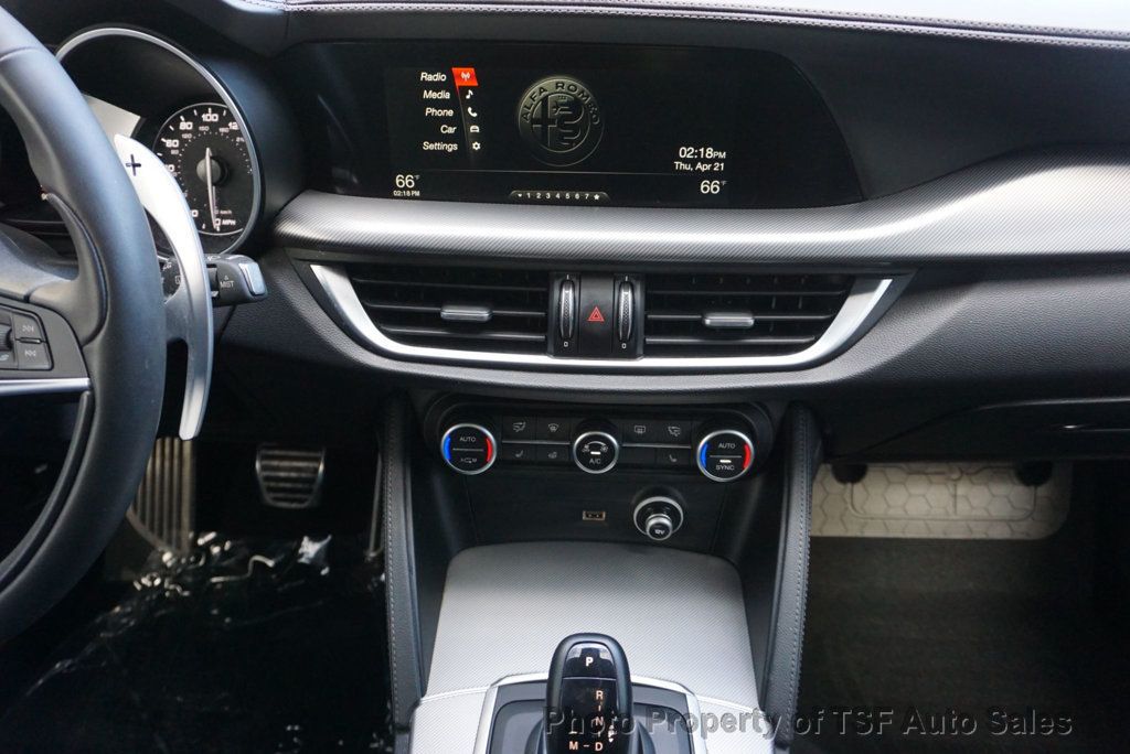 2019 Alfa Romeo Stelvio Ti Sport AWD - 23017197 - 14