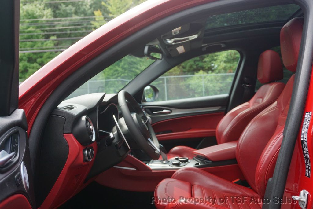 2019 Alfa Romeo Stelvio Ti Sport AWD - 23065388 - 9