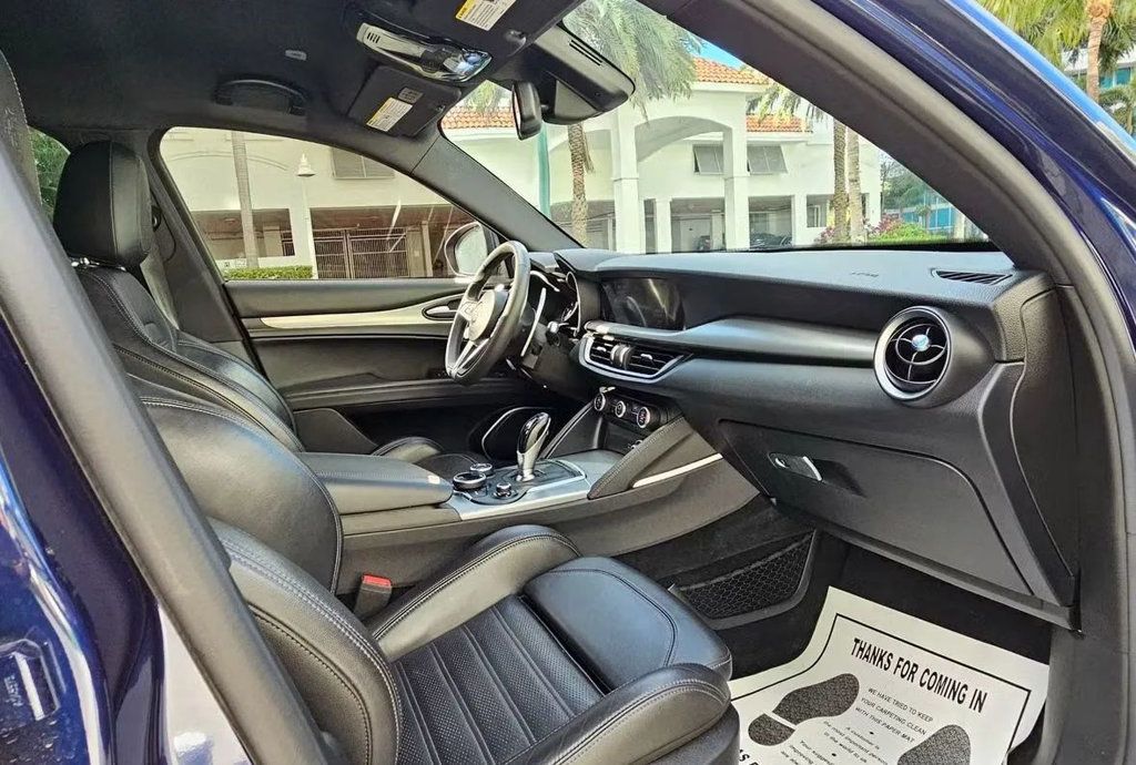2019 Alfa Romeo Stelvio Ti Sport Utility 4D - 22961174 - 6