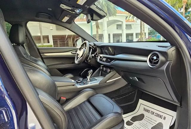 2019 Alfa Romeo Stelvio Ti Sport Utility 4D - 22961174 - 6