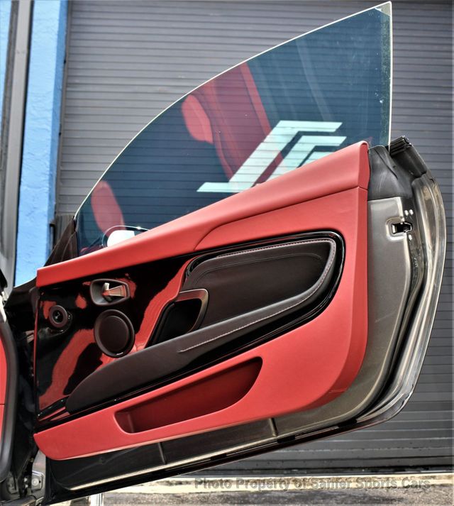 2019 Aston Martin DB11 V8 Coupe - 23015911 - 17