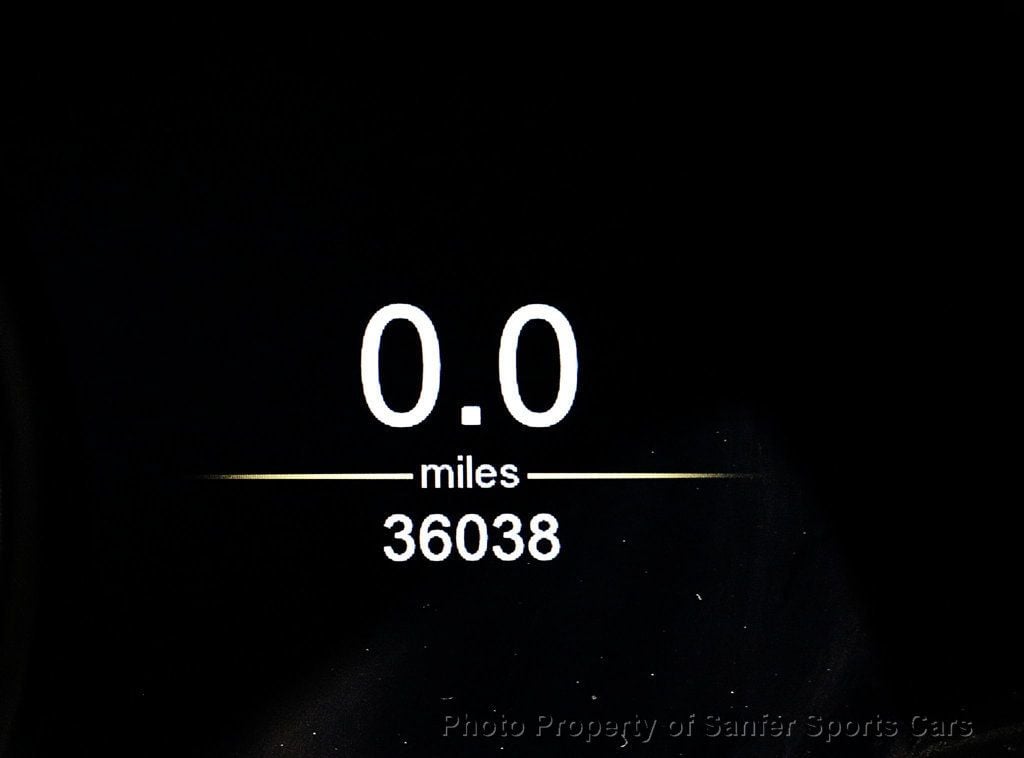 2019 Aston Martin DB11 V8 Coupe - 23015911 - 40