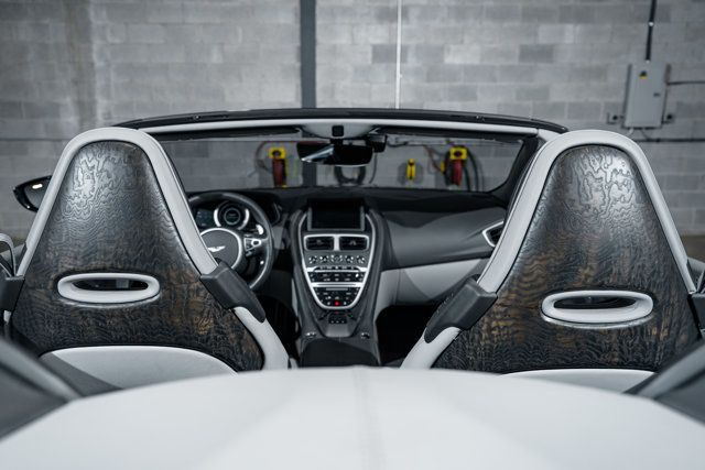 2019 Aston Martin DB11 AM5 photo 9