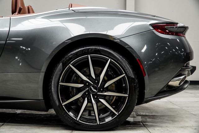 2019 Aston Martin DB11 Volante - 22955747 - 17