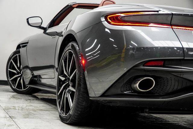 2019 Aston Martin DB11 Volante - 22955747 - 18
