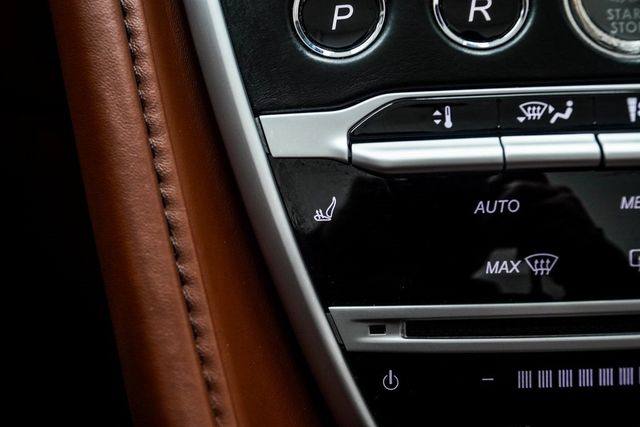 2019 Aston Martin DB11 Volante - 22955747 - 28