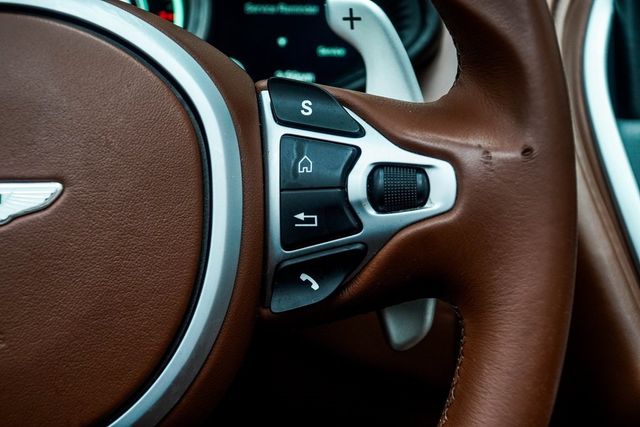 2019 Aston Martin DB11 Volante - 22955747 - 38