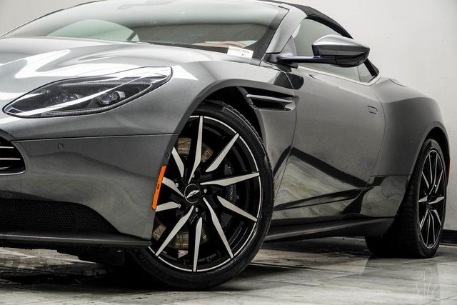 2019 Aston Martin DB11 Volante - 22996680 - 6