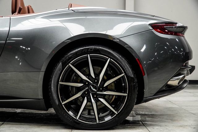 2019 Aston Martin DB11 Volante - 23036963 - 19