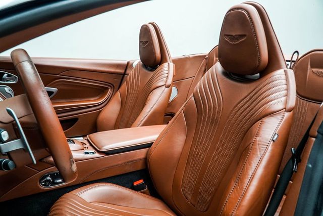 2019 Aston Martin DB11 Volante - 23036963 - 51