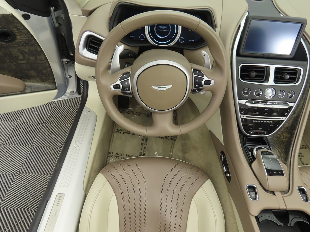2019 Aston Martin DB11 AM5 photo 10