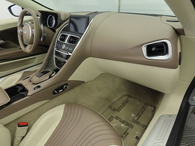 2019 Aston Martin DB11 Volante - 22911641 - 17