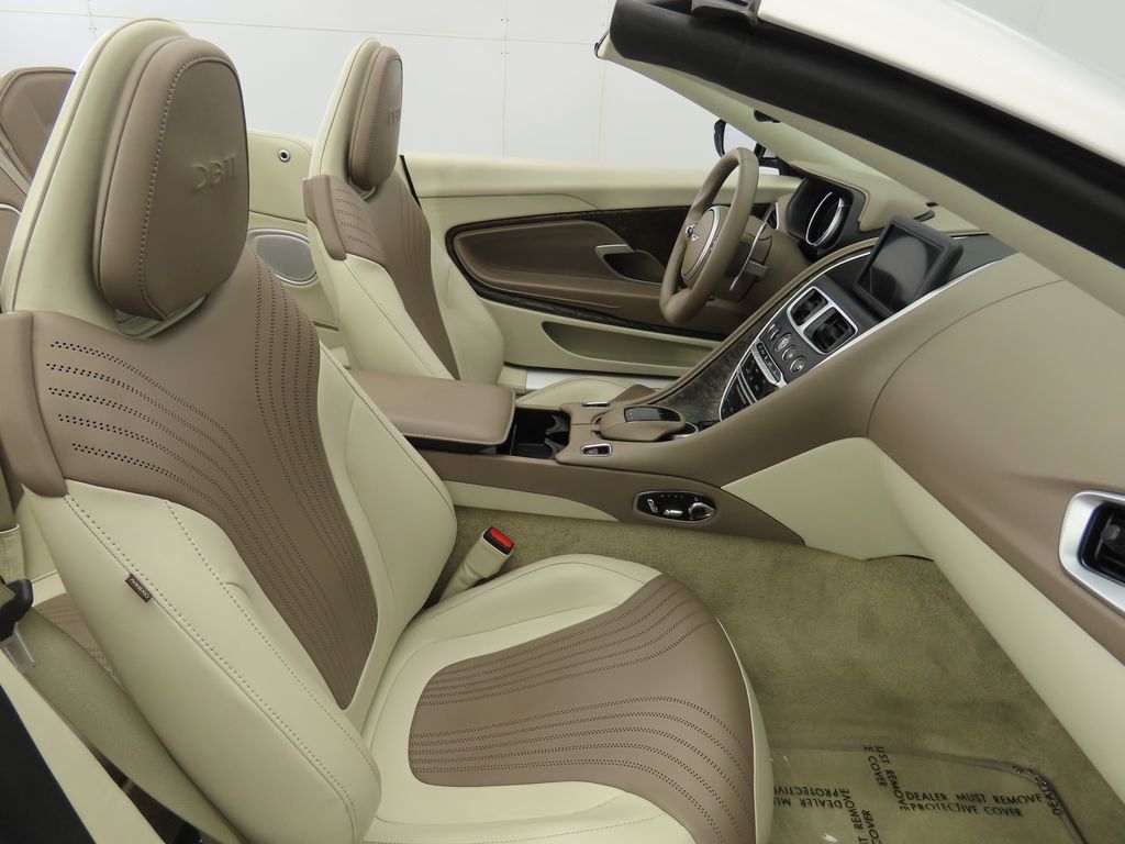 2019 Aston Martin DB11 AM5 photo 19