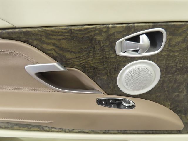 2019 Aston Martin DB11 Volante - 22911641 - 22