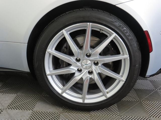 2019 Aston Martin DB11 Volante - 22911641 - 28