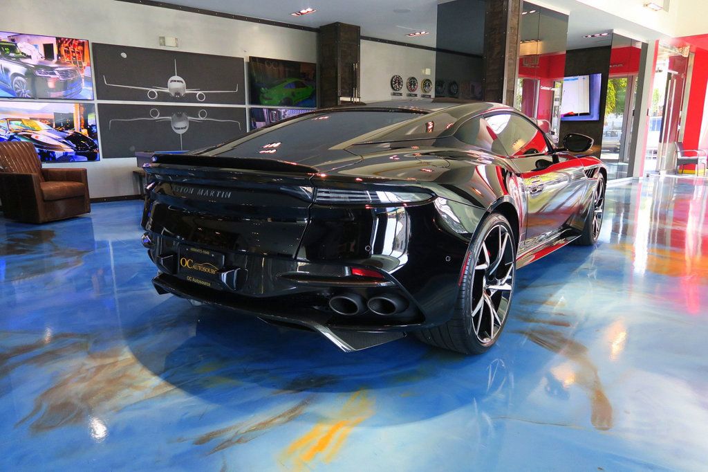 Aston Martin DBS photo 6